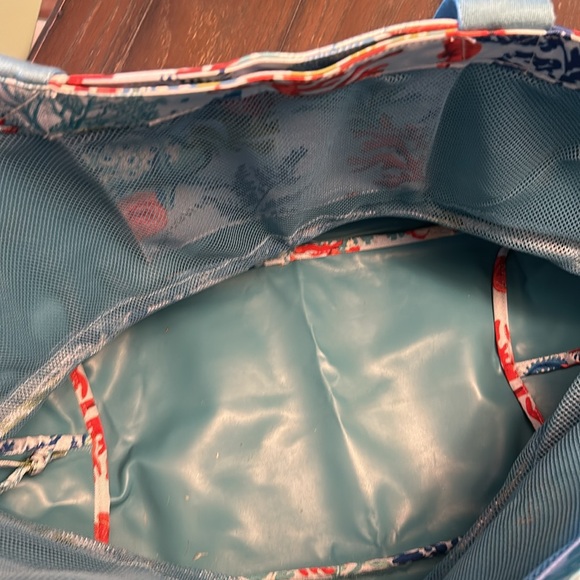 Vera Bradley Large Beach Tote. Sea life motif. - Picture 5 of 16